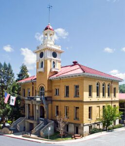 Toulumne County Courthouse